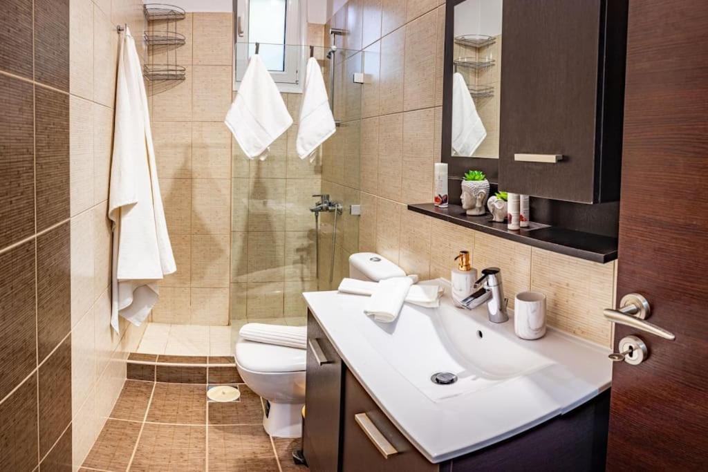 ειδυλλιακό με κήπο κοντά στη λίμνη Apartment